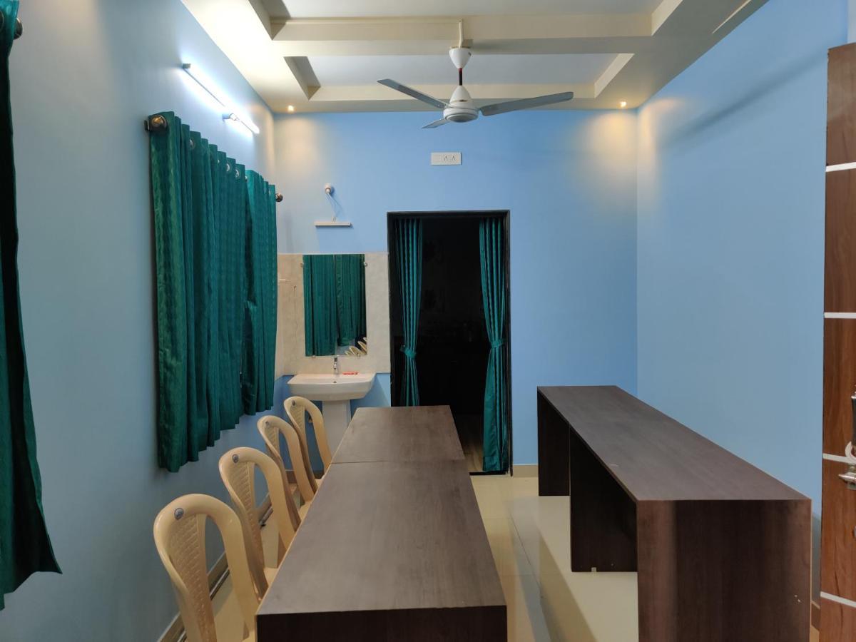 Bandekar Home Stay Mālvan Zewnętrze zdjęcie