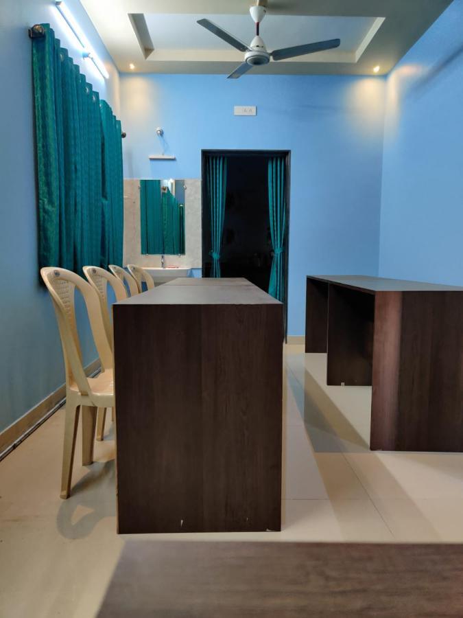 Bandekar Home Stay Mālvan Zewnętrze zdjęcie