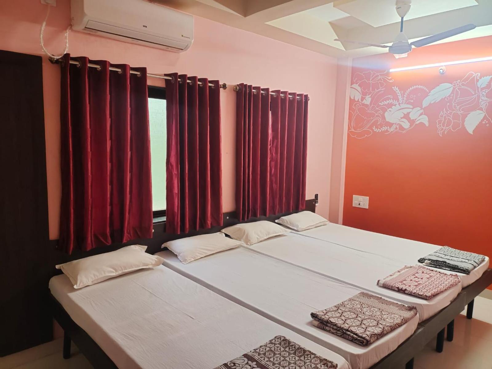 Bandekar Home Stay Mālvan Zewnętrze zdjęcie